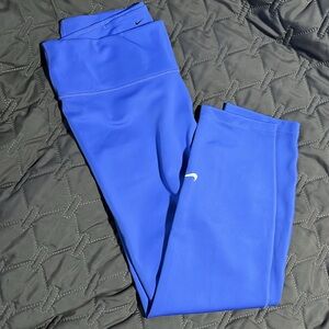 Nike capri leggings